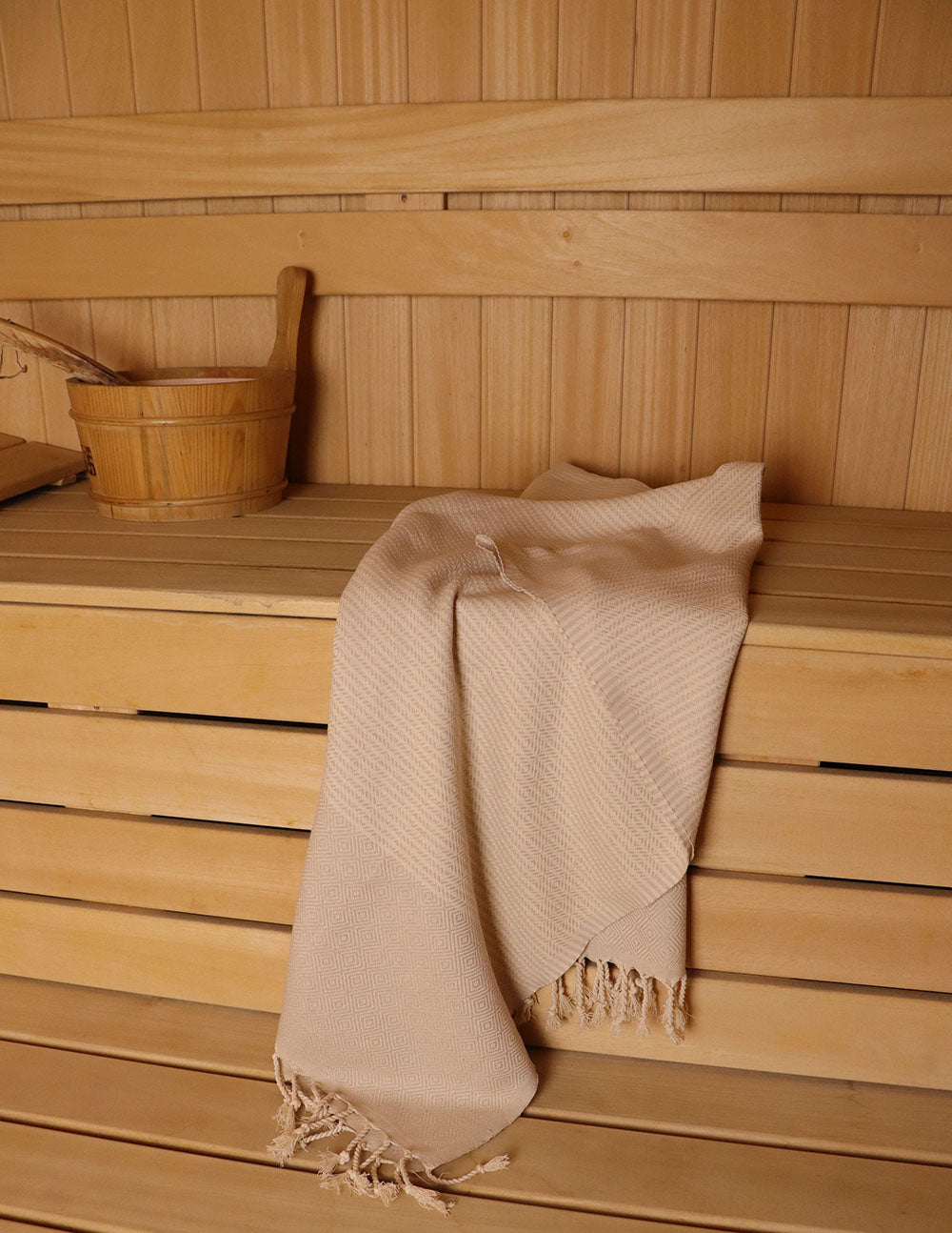 Beige & White Pehstemal / Beach Towel / Blanket